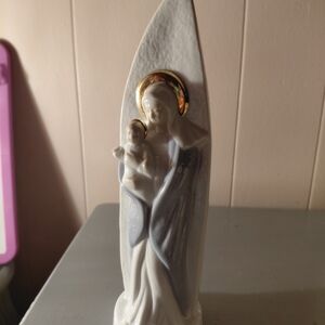 Virgin Mary Elegant White and Gold Figurine 9in Tall